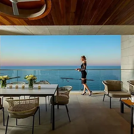 Hotel Four Seasons